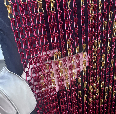 Cor-de-rosa de duplo gancho Chain Link Decorative Mesh Cortina de alumínio personalizado