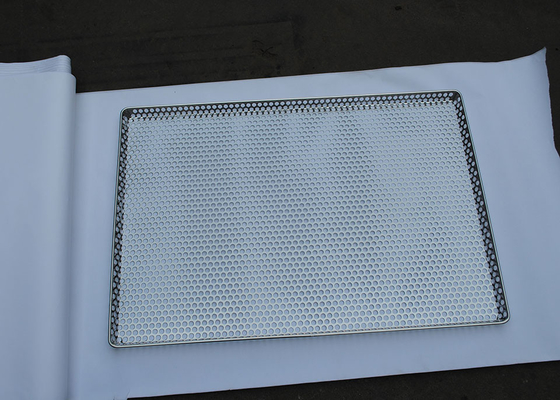 15.7 X 11.8 Inches Perforated Baking Tray Stainless Steel 304 For Bread Baking
